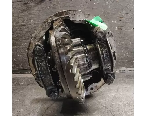 Rears (Front) Meritor/Rockwell MD2014X Garabedian Equipment Company