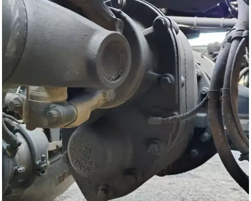 Rears (Front) Meritor/Rockwell MD2014X Garabedian Equipment Company
