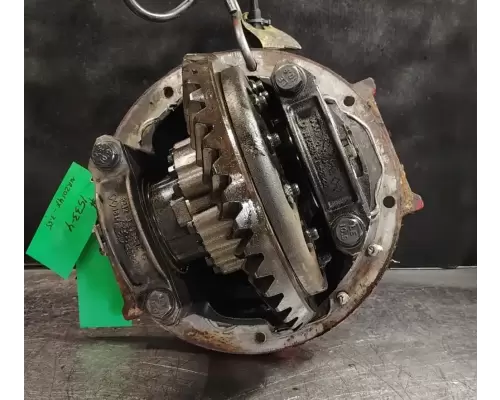 Rears (Rear) Meritor/Rockwell MR2014X Garabedian Equipment Company