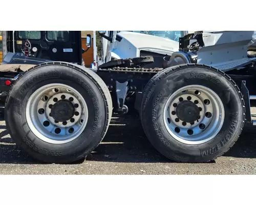 Cutoff Assembly (Housings & Suspension Only) Meritor/Rockwell Other Complete Recycling Group LLC