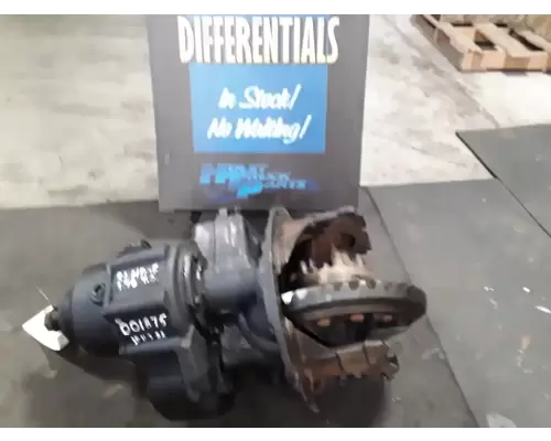 Rears (Front) Meritor/Rockwell SLHD Holst Truck Parts