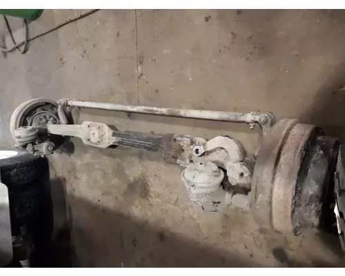 Axle Assembly, Front (Steer) MERITOR  Camions A &amp; R Dubois Inc.