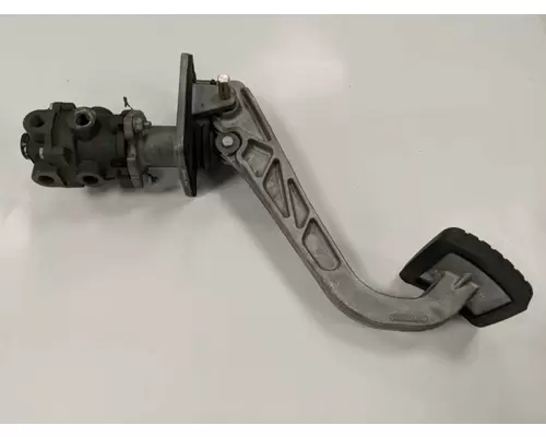 Brake / Clutch Pedal Box MERITOR  Frontier Truck Parts