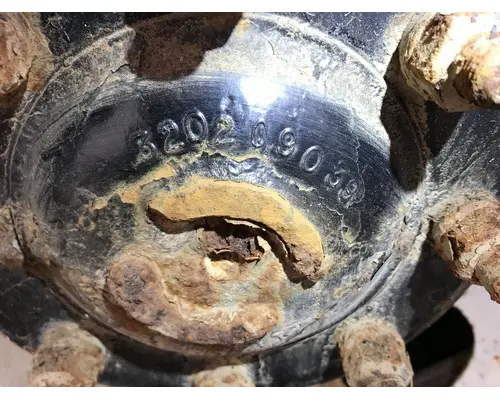 Meritor 3202Q9039 Axle Shaft