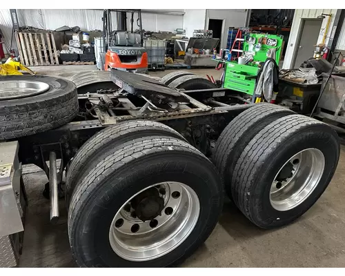 Cutoff Assembly (Housings & Suspension Only) MERITOR MR2014X4 Dutchers Inc   Heavy Truck Div  Ny