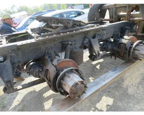 Cutoff Assembly (Housings & Suspension Only) MERITOR MT-40-14X New York Truck Parts, Inc.