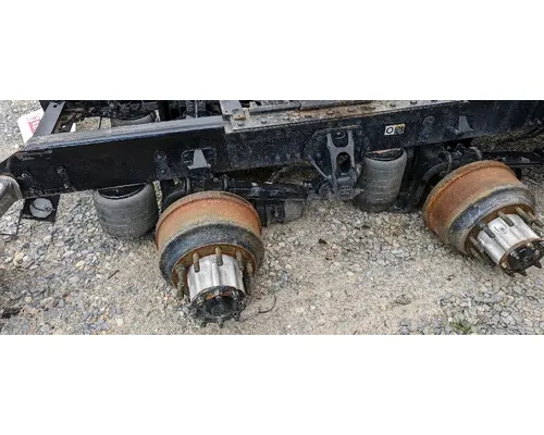 Cutoff Assembly (Housings & Suspension Only) MERITOR MT14X Vriens Truck Parts