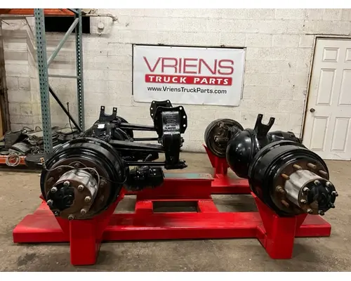 Cutoff Assembly (Housings & Suspension Only) MERITOR MT14X Vriens Truck Parts