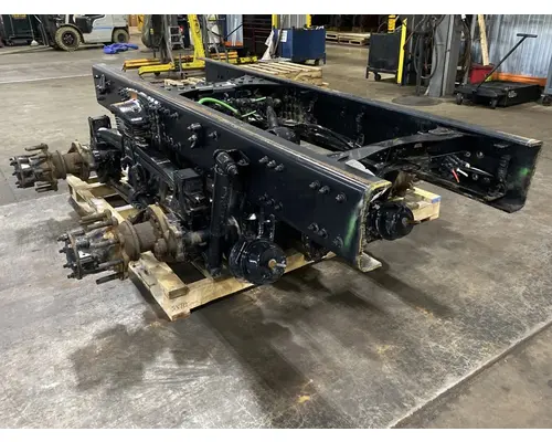 Cutoff Assembly (Housings & Suspension Only) MERITOR MTL4014X Frontier Truck Parts