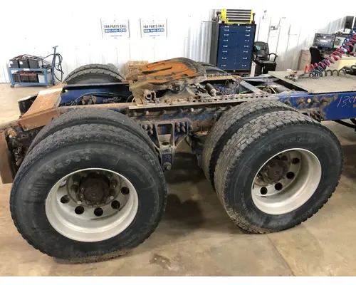 Meritor RT46164 Cutoff Assembly (Housings & Suspension Only)