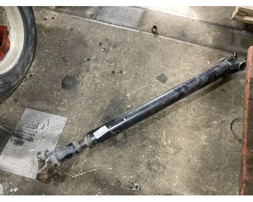 Drive Shaft, Rear Meritor RDSRPL25 Vander Haags Inc Dm