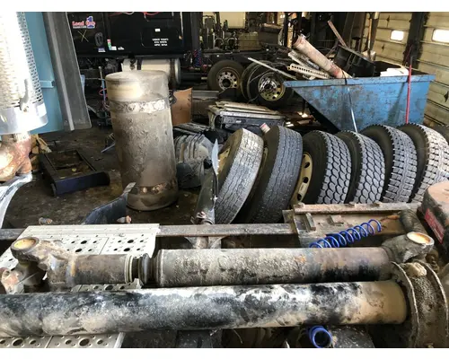 Drive Shaft, Rear Meritor RDSRPL25 Vander Haags Inc Cb