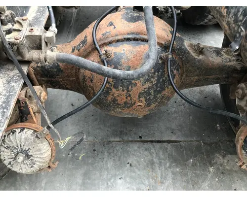 Axle Housing (Rear) Meritor SQ100P Vander Haags Inc Cb