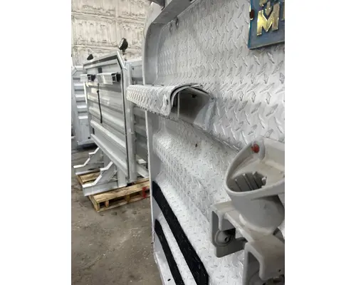 Merritt Diamond back cab rack Headache Rack