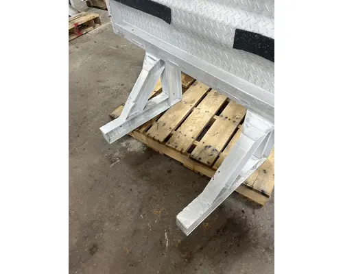 Merritt Diamond back cab rack Headache Rack