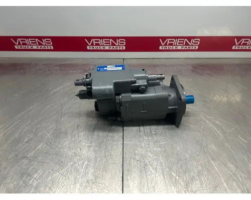 Hydraulic Pump/PTO Pump METARIS MHG102-2. Vriens Truck Parts