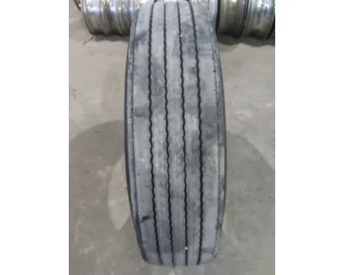 Tires MICHELIN 11R22.5 LKQ Thompson Motors - Wykoff