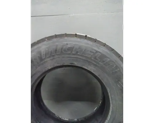 Tires MICHELIN 275/80R22.5 LKQ Geiger Truck Parts