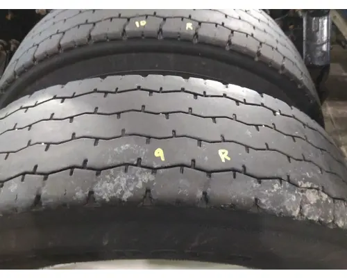 Tires MICHELIN 275/80R22.5 LKQ Thompson Motors - Wykoff