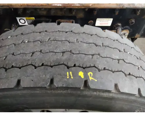 Tires MICHELIN 275/80R22.5 LKQ Thompson Motors - Wykoff