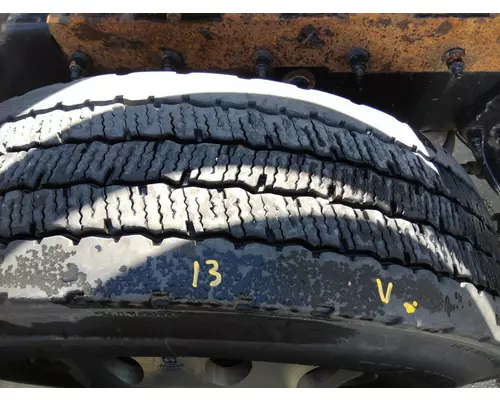 Tires MICHELIN 275/80R22.5 LKQ Thompson Motors - Wykoff