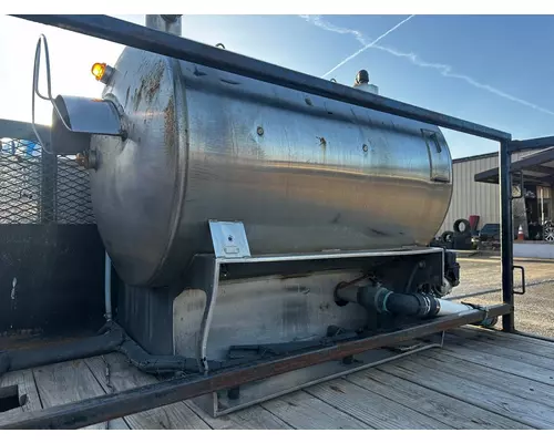 Body / Bed MISC. EQUIPMENT FLAT BED Dutchers Inc   Heavy Truck Div  Ny