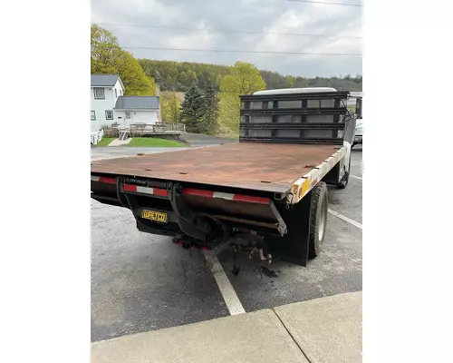 Body / Bed MISC. EQUIPMENT FLAT BED Dutchers Inc   Heavy Truck Div  Ny