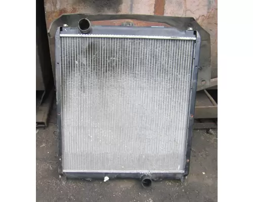 Radiator MITSUBISHI FUSO FE649 Camerota Truck Parts