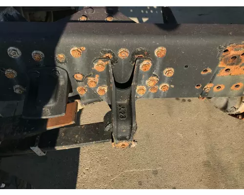 Suspension MITSUBISHI FUSO FE649 Vander Haags Inc Kc