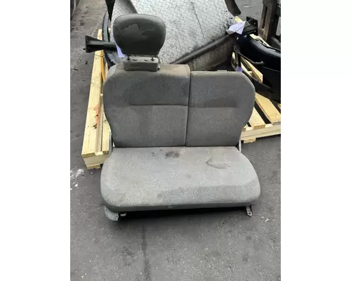 Seat, Front MITSUBISHI FUSO FG649 Camerota Truck Parts