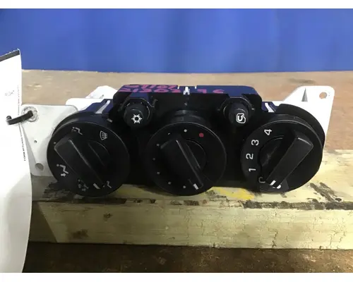 Temperature Control MITSUBISHI FUSO FK62F LKQ Evans Heavy Truck Parts