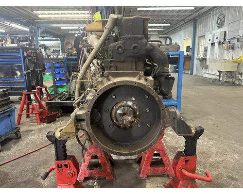 Mitsubishi 4D32 Engine Assembly