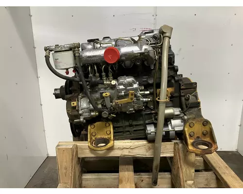 Mitsubishi 4D32 Engine Assembly