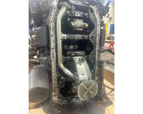 Mitsubishi 4M50-3AT8 Engine Assembly