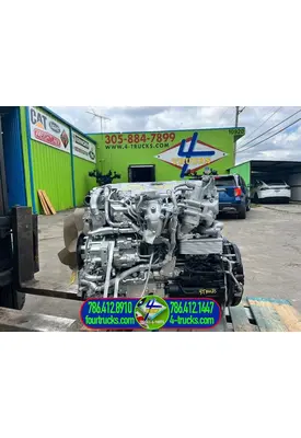 Mitsubishi 4M50-3AT8 Engine Assembly