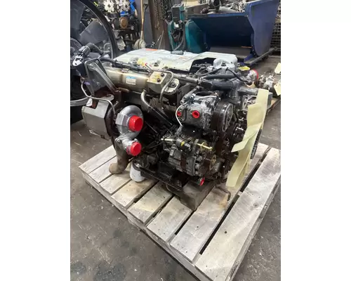 Mitsubishi 4M50-6AT8 Engine Assembly
