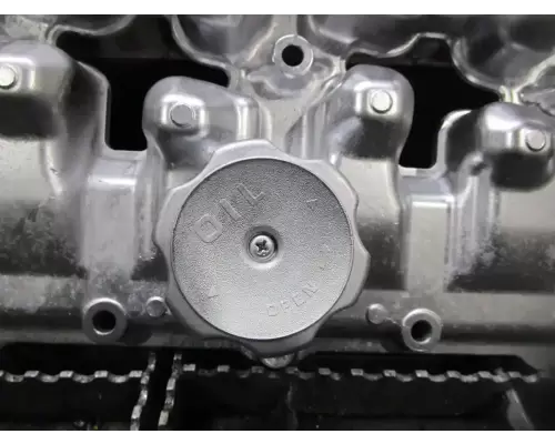 Mitsubishi 4M50-8AT8 Valve Cover