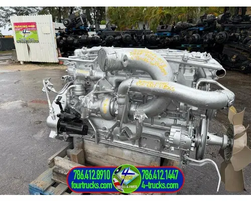 Mitsubishi 6D22-218065 Engine Assembly