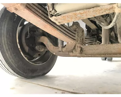 Mitsubishi F200T Axle Assembly, Front (unused)