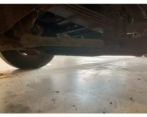 Mitsubishi F200T Axle Assembly, Front (unused)