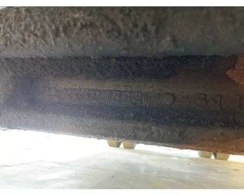Mitsubishi F200T Axle Assembly, Front (unused)