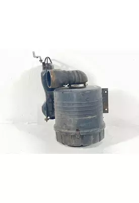 Mitsubishi FE-84D Air Cleaner