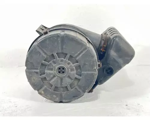 Mitsubishi FE-84D Air Cleaner