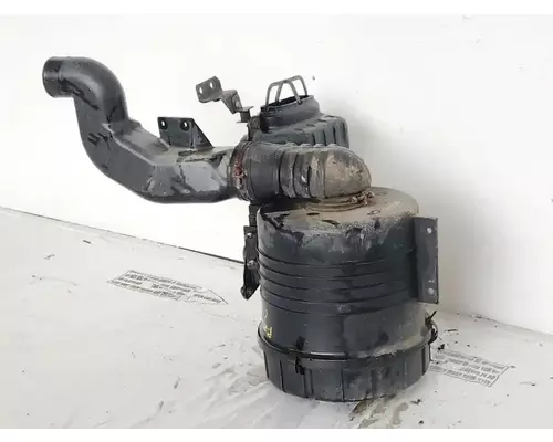 Mitsubishi FE-84D Air Cleaner