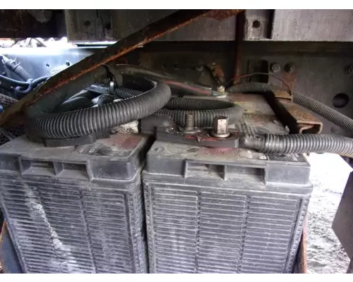 Mitsubishi FE-84D Battery Box