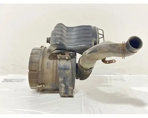 Mitsubishi FE85D Air Cleaner