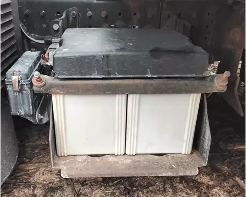Mitsubishi FEC52S Battery Box