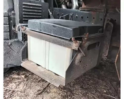 Mitsubishi FEC52S Battery Box