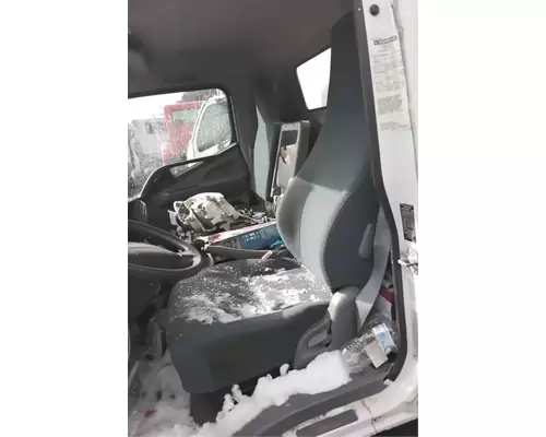Mitsubishi FEC52S Seat, Front