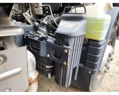 Mitsubishi FEC72S Air Cleaner